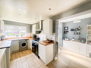 Photo 9- click for photo gallery